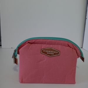 🏖 Un Jour De Reve Winner Cosmetic Bag